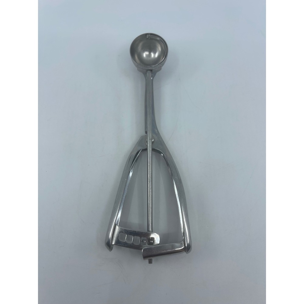 Hamilton Beach Model 33 Stainless Steel Ice Cream Scoop Disher Squeeze Handle 8"